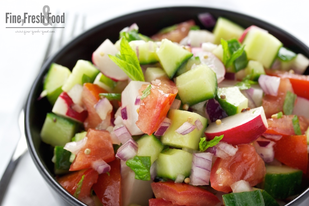 Tomaten-Radieschen-Salat