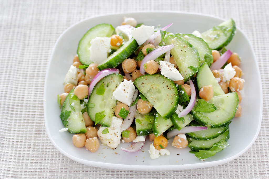 Kichererbsen-Salat mit Feta