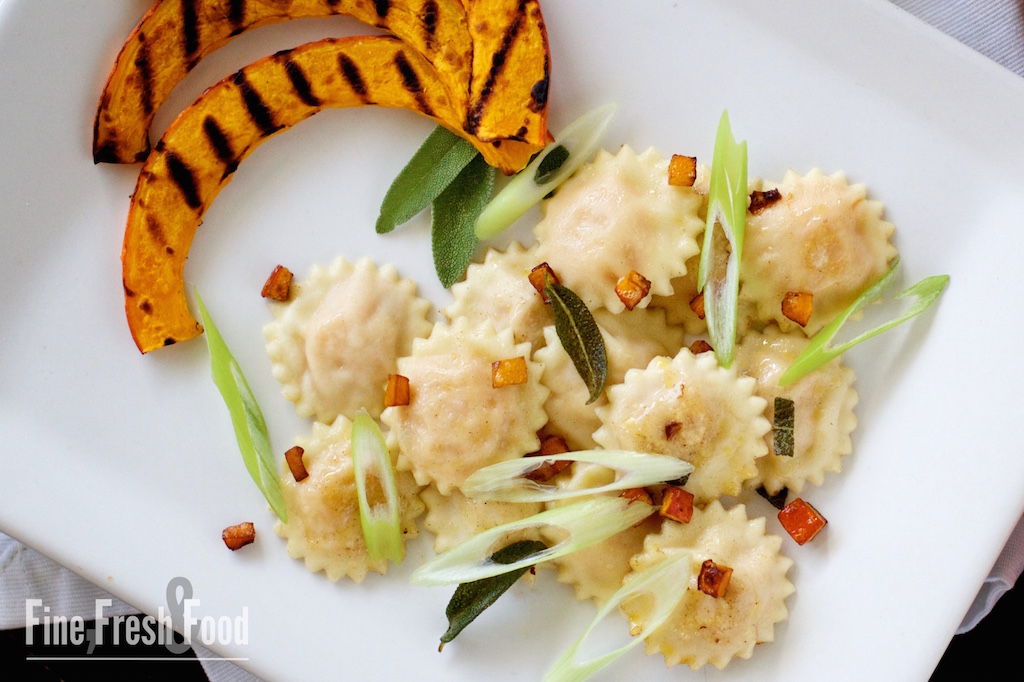 Kürbis-Ravioli mit Salbei-Butter