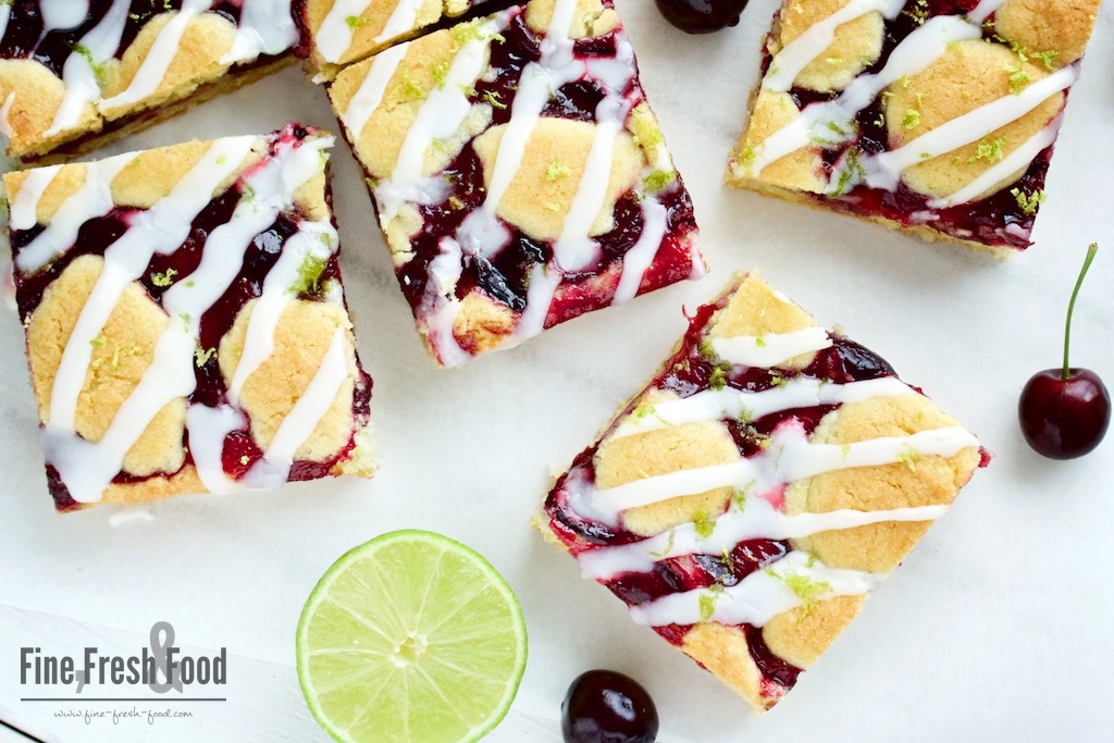 Kirsch-Blechkuchen mit Limette