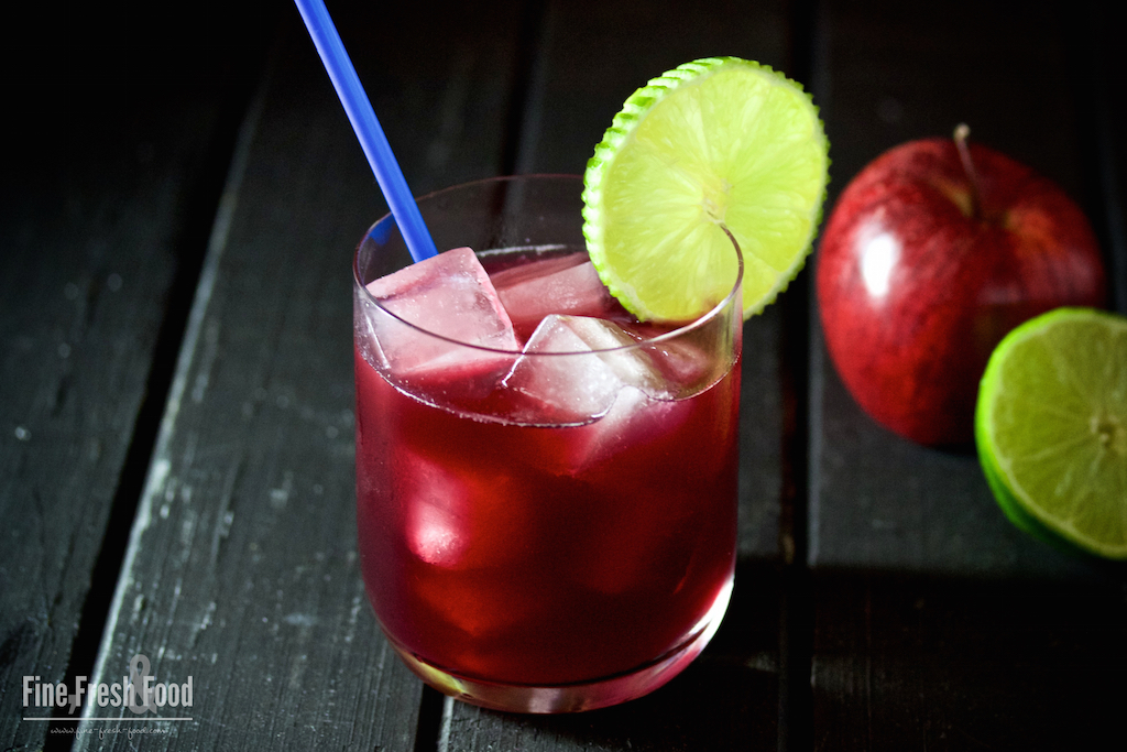 Sloe Gin & Apple Juice